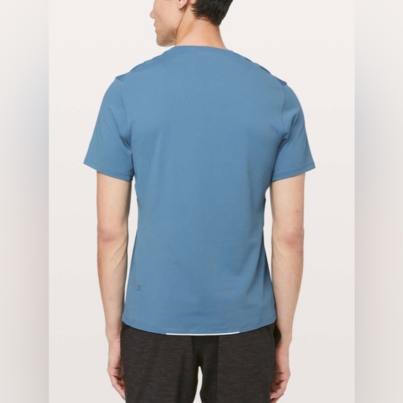 NWT Lululemon Drysense Mesh Short Sleeve Utility Blue size - Picture 3 of 6